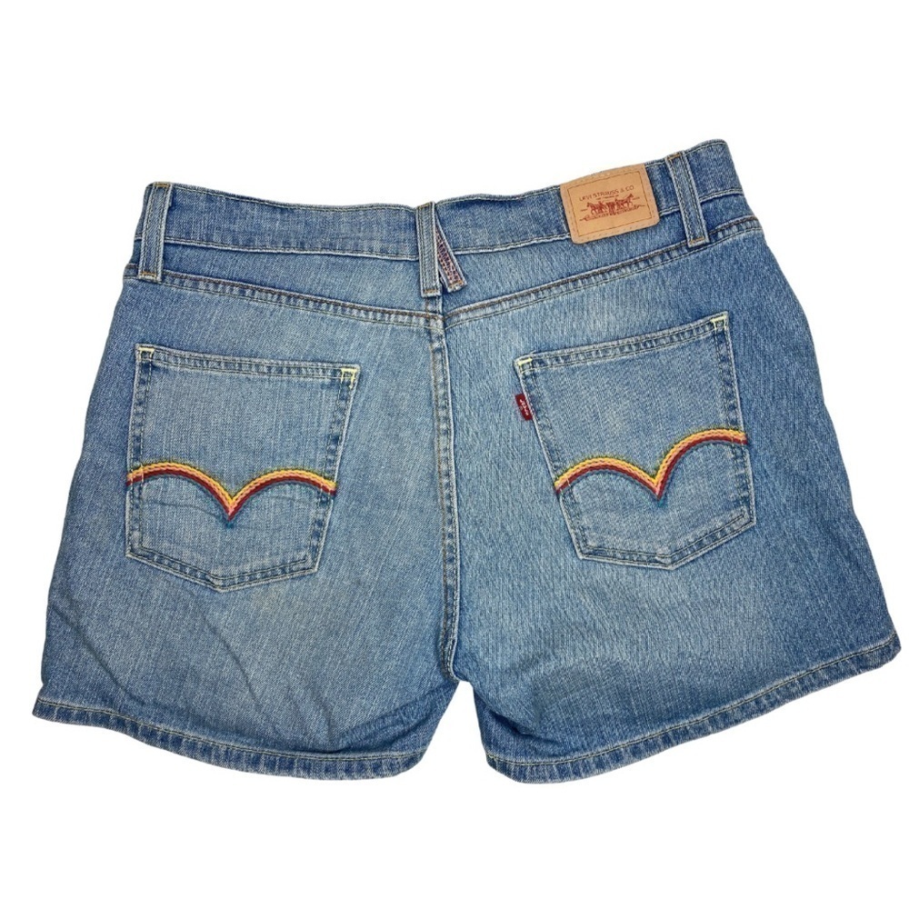 Levi’s Curvy 528 Rainbow Embroidered Jean Shorts Sz 11